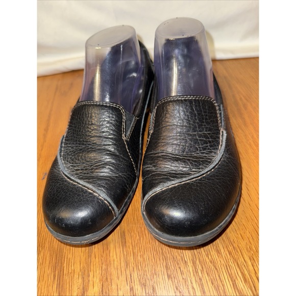 Clarks Collection‎ Women Loafers 7.5 M Black Leather Slip On Casual Flat Shoes - Picture 1 of 7